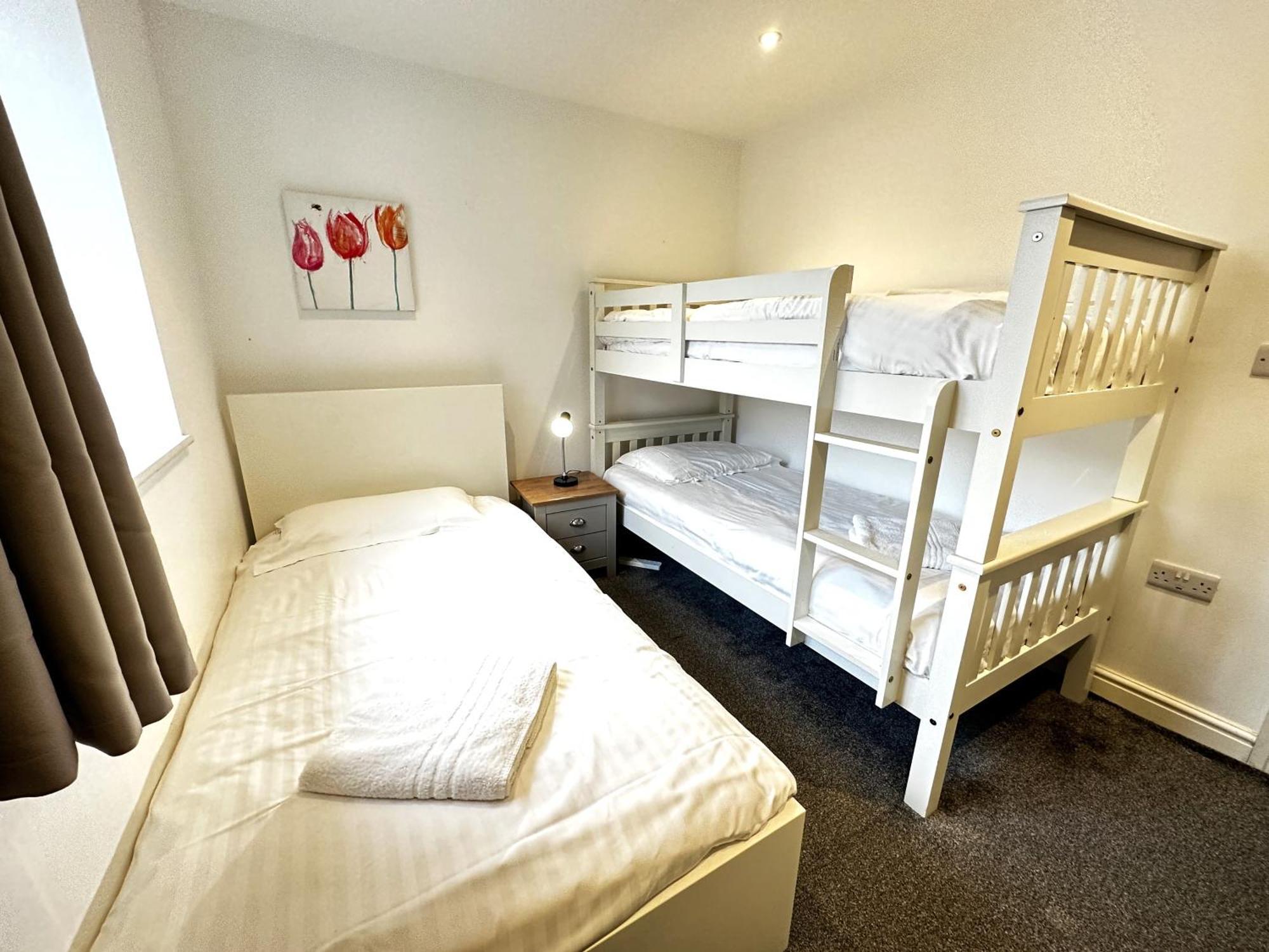 Maisy Lodge - Two Bed Lux Flat - Parking, Netflix, Wifi - Close To Blenheim Palace & Oxford - F2 Kidlington Kültér fotó